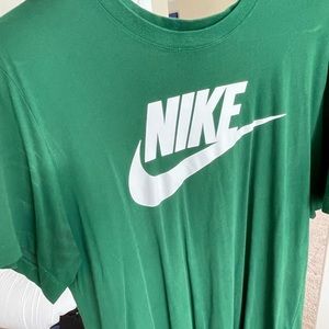 Tee - short sleeve from Nike, color green, size L